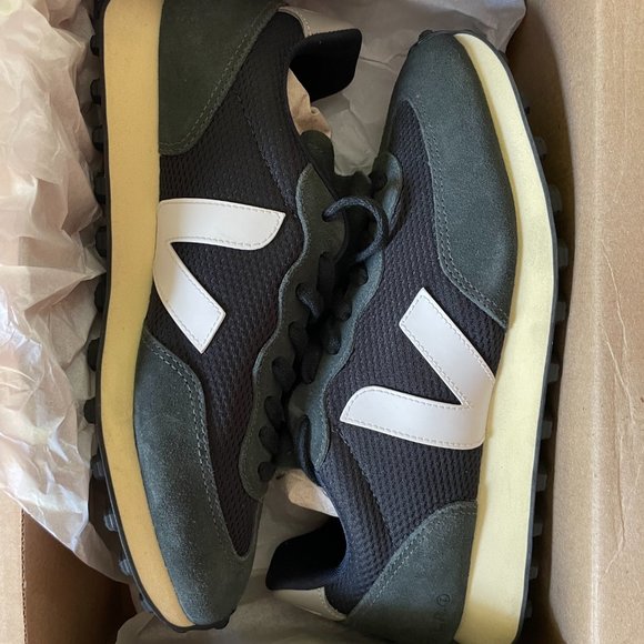 VEJA RIO BRANCO NWT - Picture 4 of 4